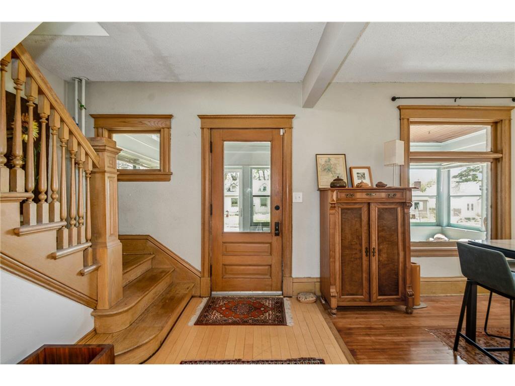 2507 Thomas Avenue N Minneapolis MN 55411 7069438 image10