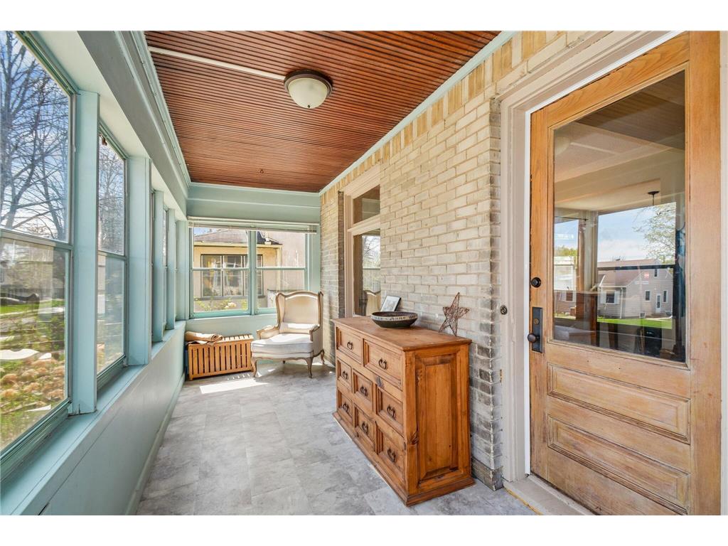 2507 Thomas Avenue N Minneapolis MN 55411 7069438 image11