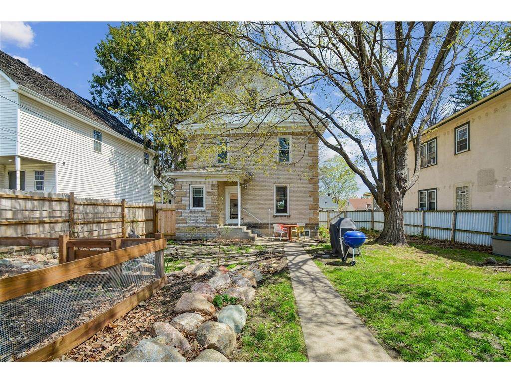 2507 Thomas Avenue N Minneapolis MN 55411 7069438 image19