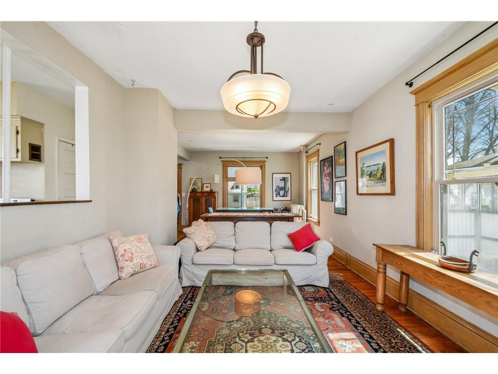 2507 Thomas Avenue N Minneapolis MN 55411 7069438 image4
