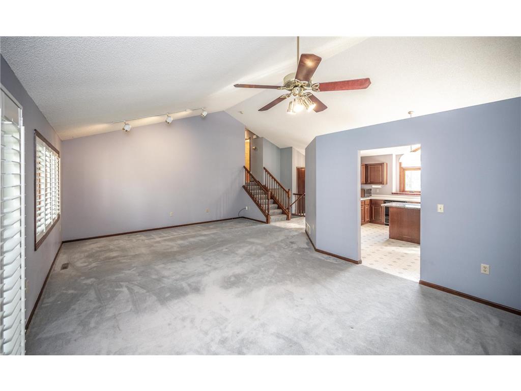 2508 Kennelly Place Burnsville MN 55337 7080793 image7