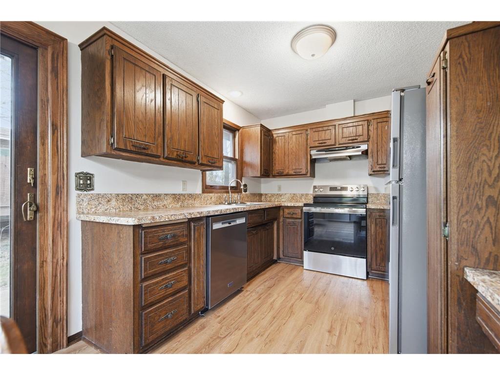 2508 Sherwood Road Mounds View MN 55112 7068061 image11