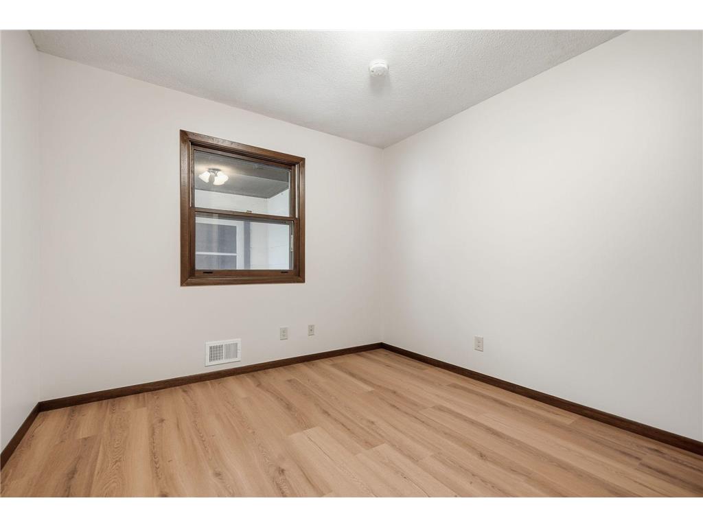 2508 Sherwood Road Mounds View MN 55112 7068061 image16