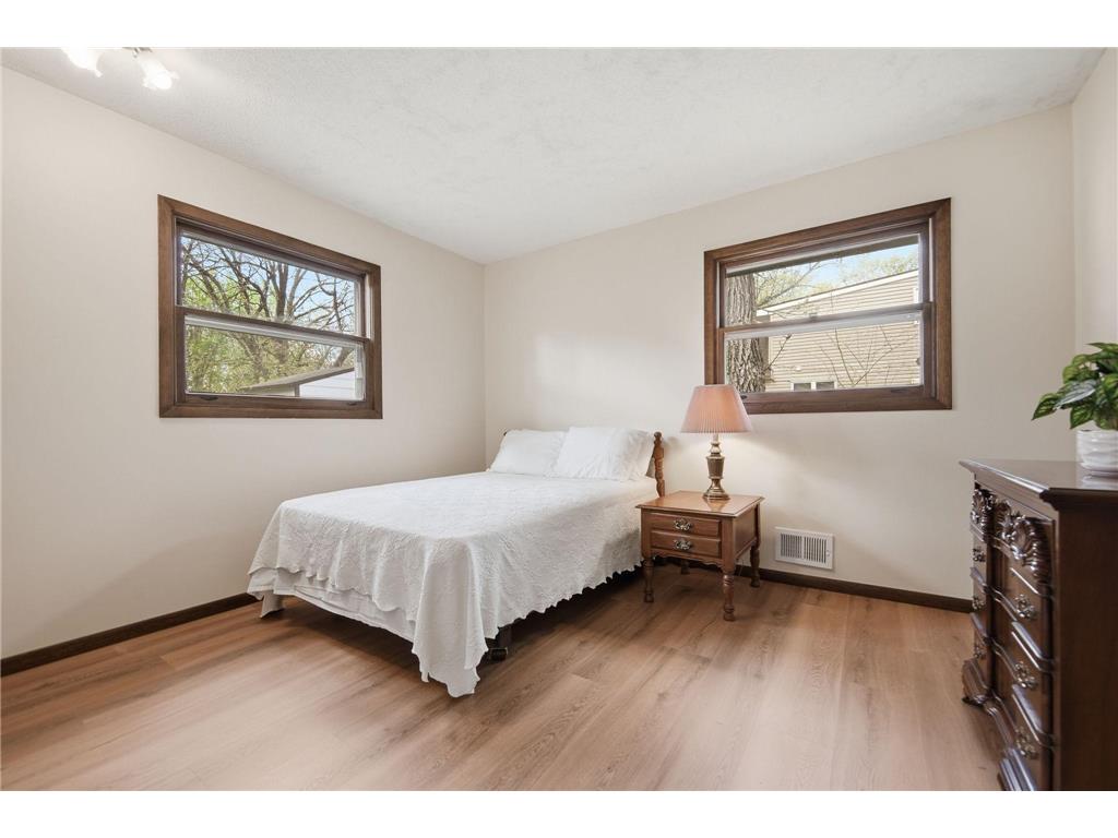 2508 Sherwood Road Mounds View MN 55112 7068061 image18