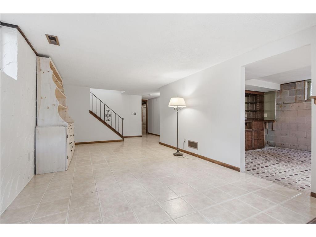 2508 Sherwood Road Mounds View MN 55112 7068061 image26