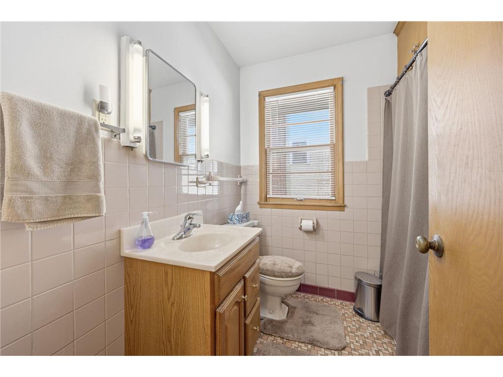 2508 W 39th Street Minneapolis MN 55410 7070805 image29