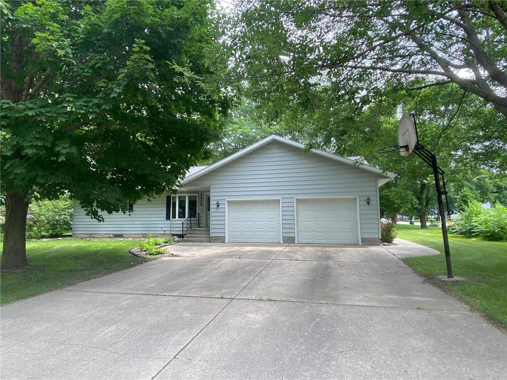 2509 6th Street SW Willmar MN 56201 6756883 image1