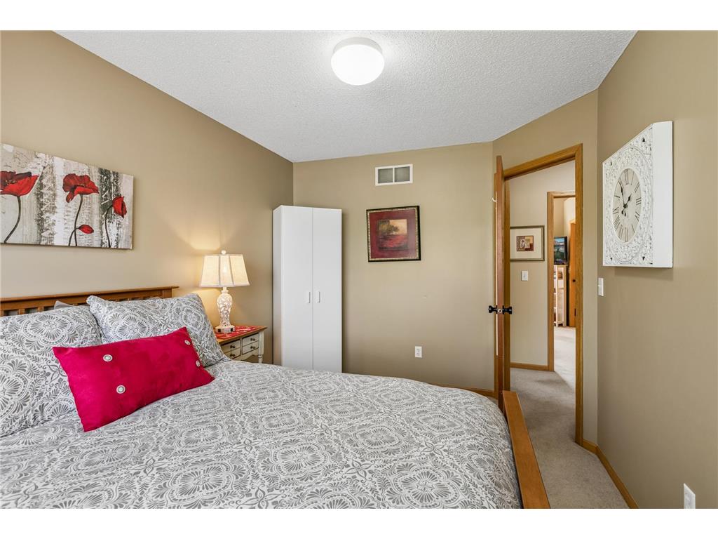 2509 Edinbrook Terrace Brooklyn Park MN 55443 7068085 image21