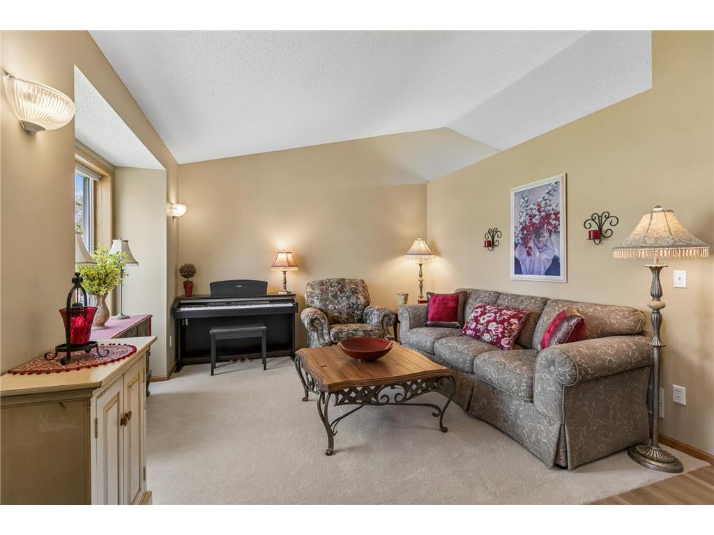 2509 Edinbrook Terrace Brooklyn Park MN 55443 7068085 image3