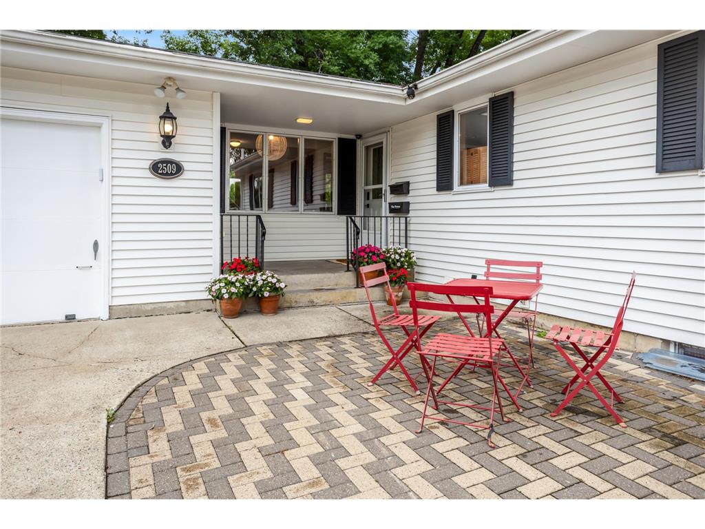 2509 Elm Street N Fargo ND 58102 7096953 image61
