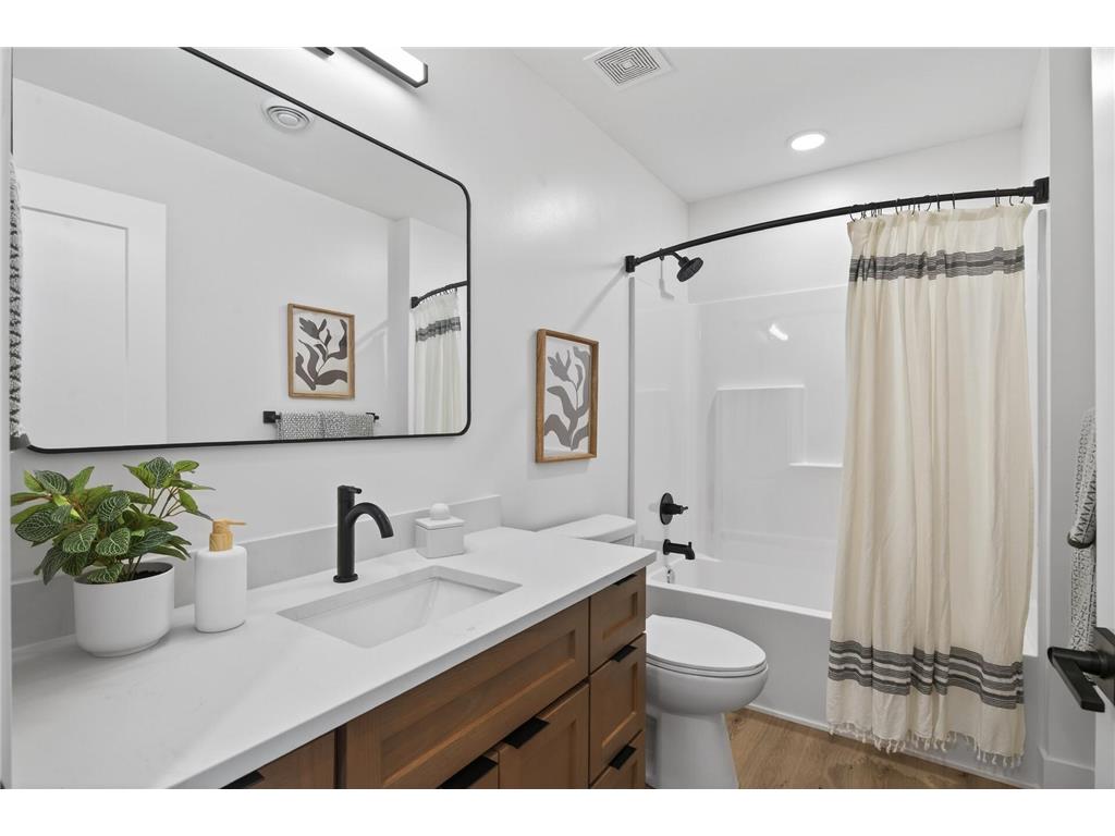 2509 Jansen Avenue White Bear Lake MN 55110 7077191 image35