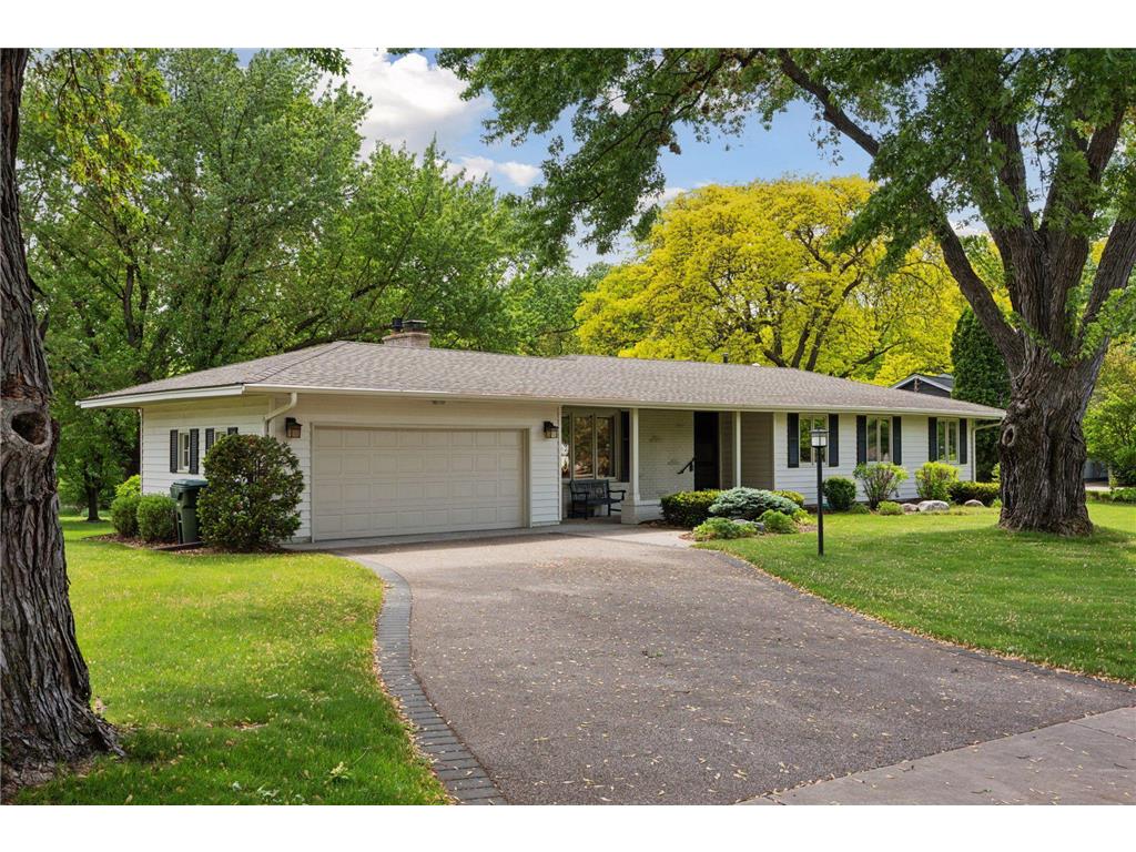2509 W 95th Street Bloomington MN 55431 - Nine Mile Creek 6723126 image1
