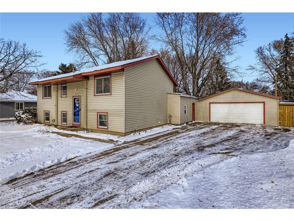 251 109th Lane NW Coon Rapids MN 55448 6824128 image1