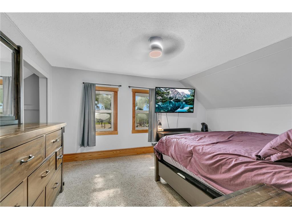 251 Church Street N Eden Valley MN 55329 7091360 image11