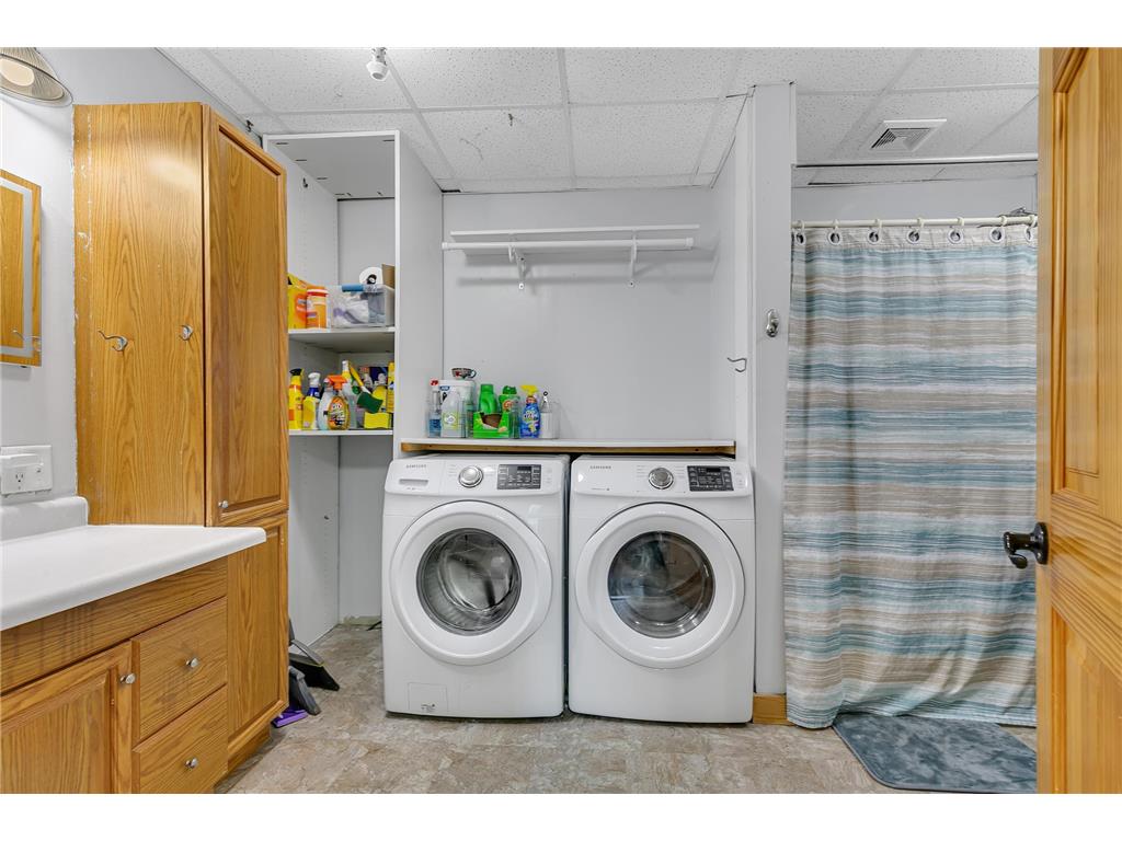 251 Church Street N Eden Valley MN 55329 7091360 image17