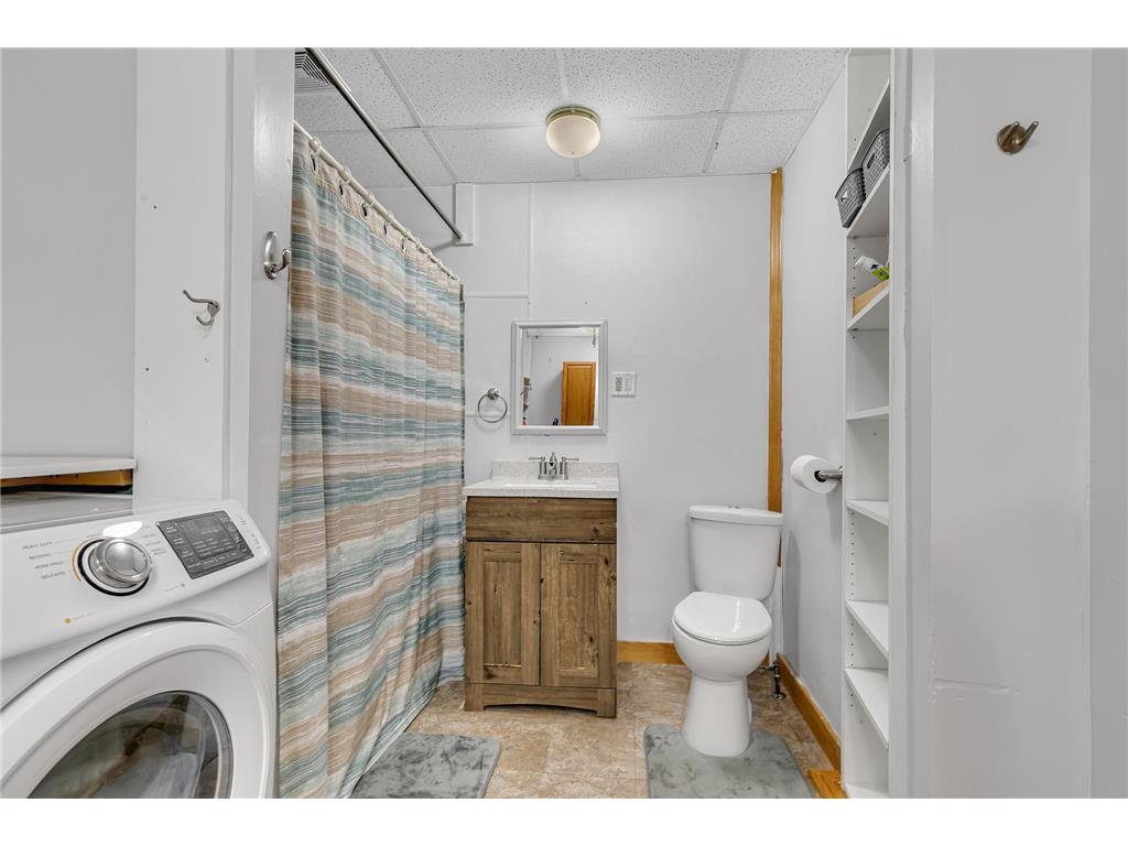 251 Church Street N Eden Valley MN 55329 7091360 image18