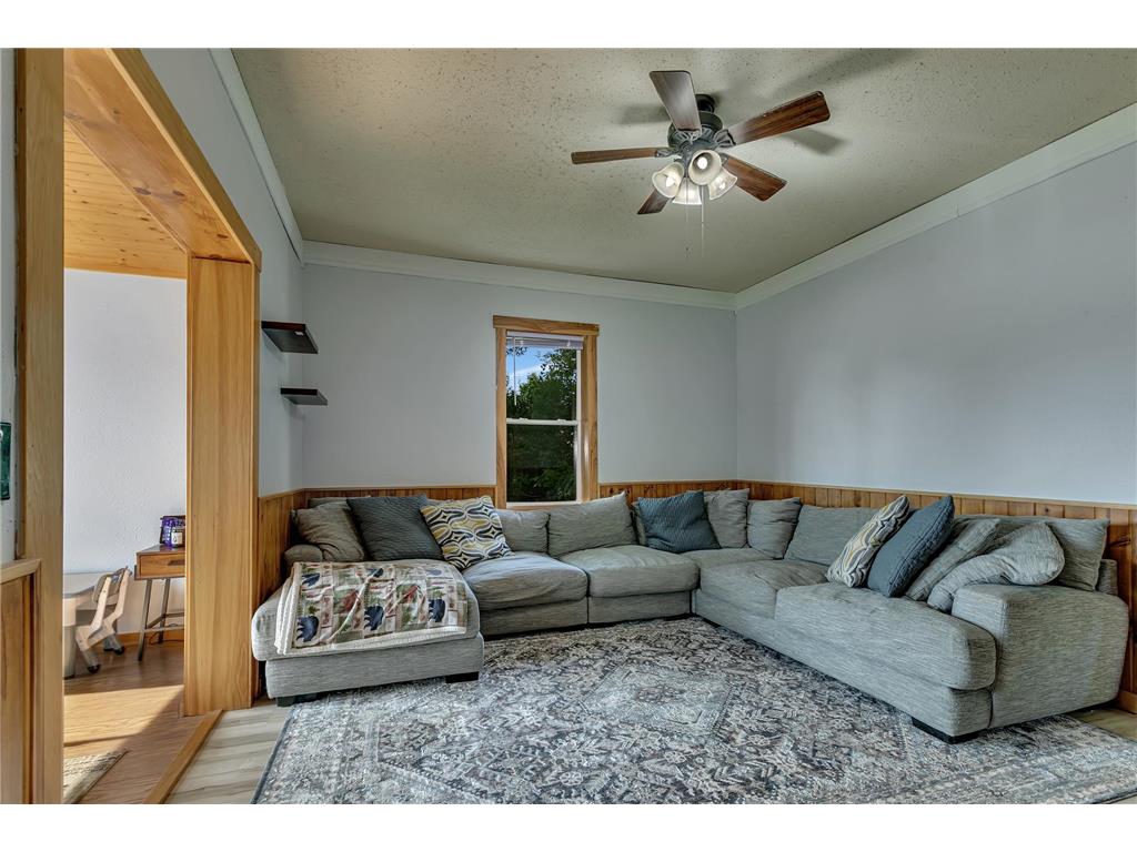 251 Church Street N Eden Valley MN 55329 7091360 image25