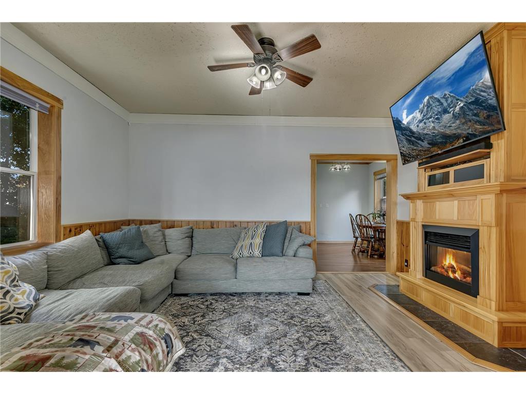 251 Church Street N Eden Valley MN 55329 7091360 image28