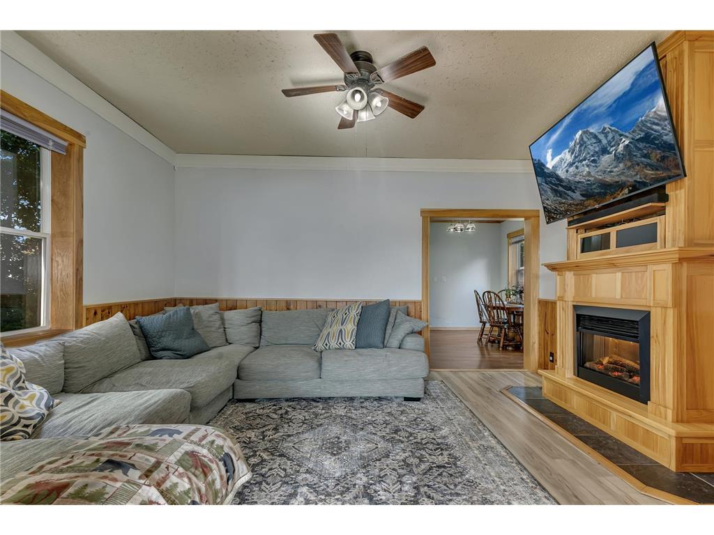251 Church Street N Eden Valley MN 55329 7091360 image29