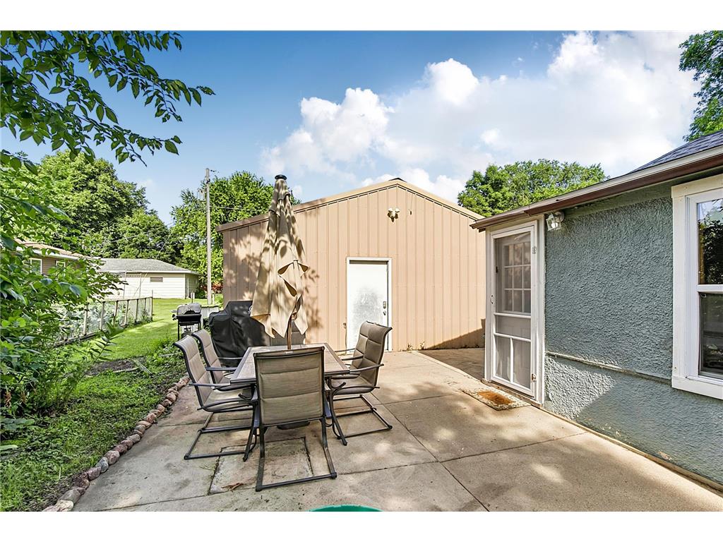 251 Church Street N Eden Valley MN 55329 7091360 image32