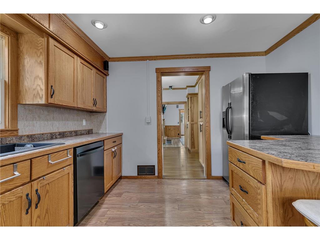 251 Church Street N Eden Valley MN 55329 7091360 image8