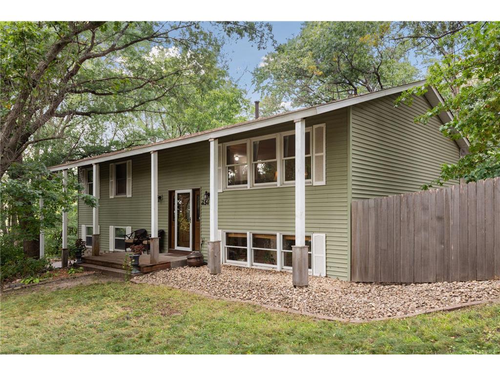 251 Gramsie Road Shoreview MN 55126 6451819 image1