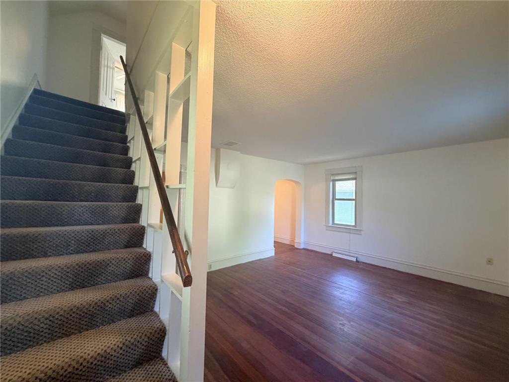 251 Hall Avenue SW Richmond MN 56368 7105582 image10
