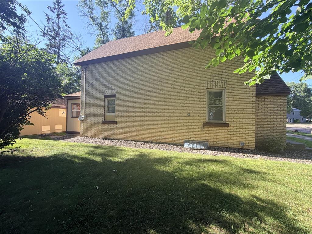 251 Hall Avenue SW Richmond MN 56368 7105582 image22
