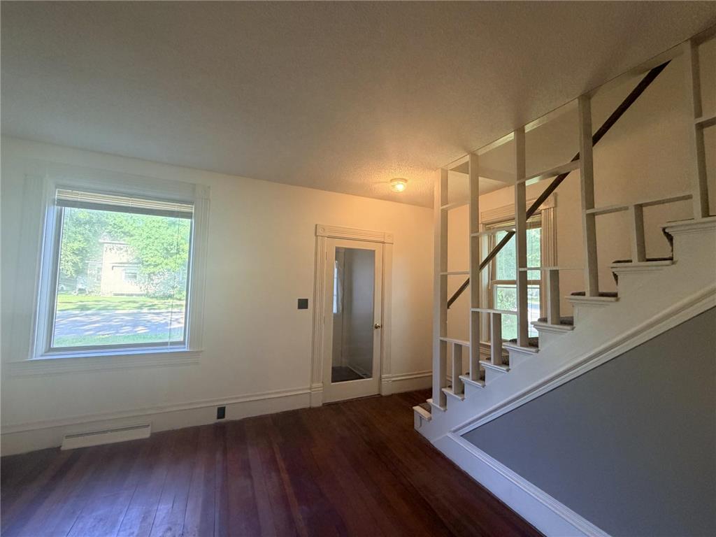251 Hall Avenue SW Richmond MN 56368 7105582 image7