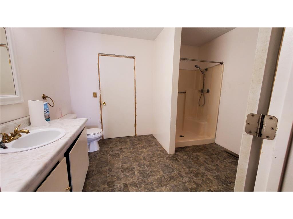 251 Lakin Avenue SW Kelliher MN 56650 6818521 image19