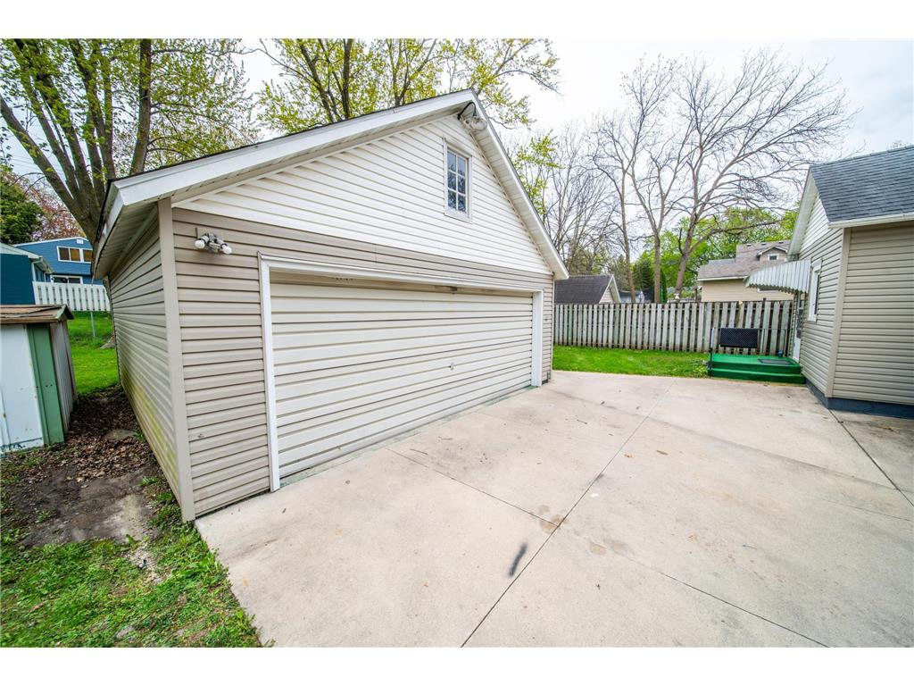 251 Linden Avenue Owatonna MN 55060 7069699 image4
