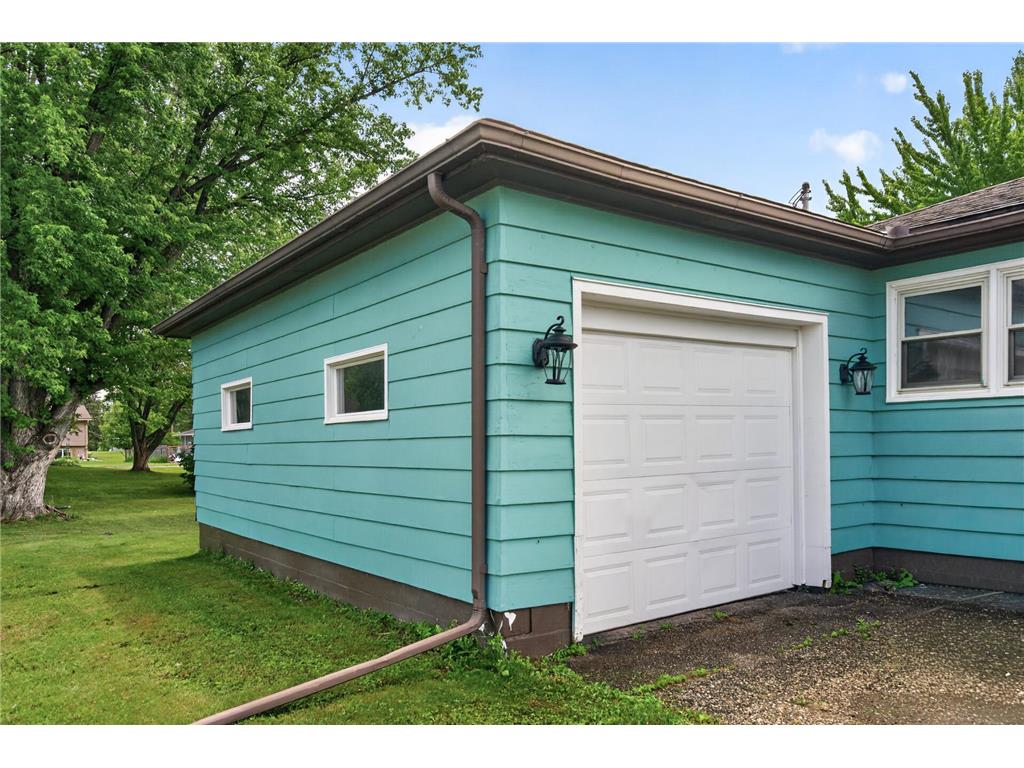 251 State Avenue N New Germany MN 55367 7055700 image22