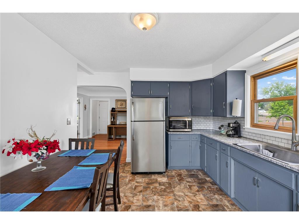 251 State Avenue N New Germany MN 55367 7055700 image9