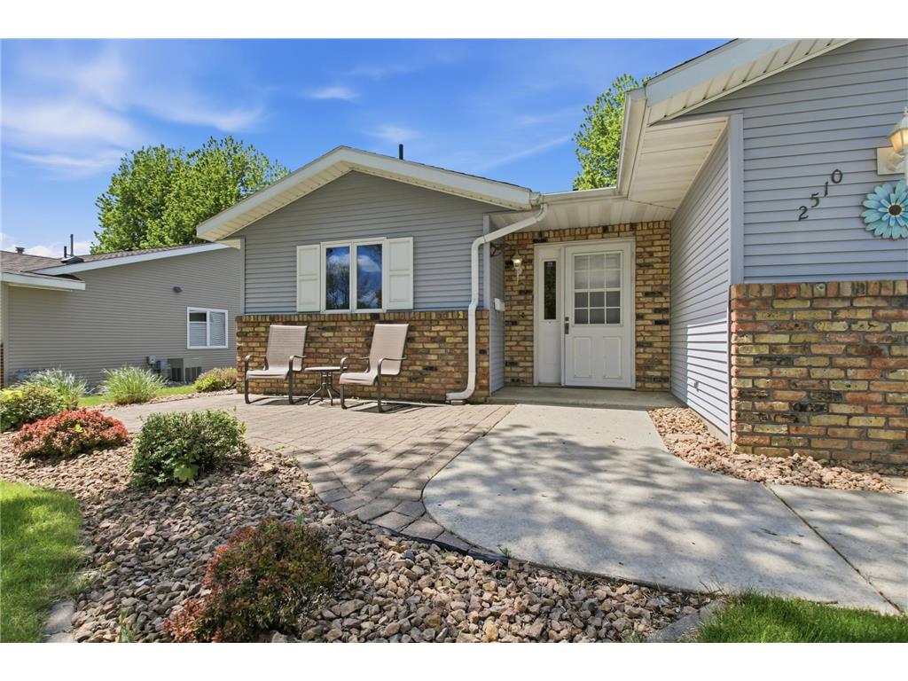 2510 9th Street SW Willmar MN 56201 7079367 image2