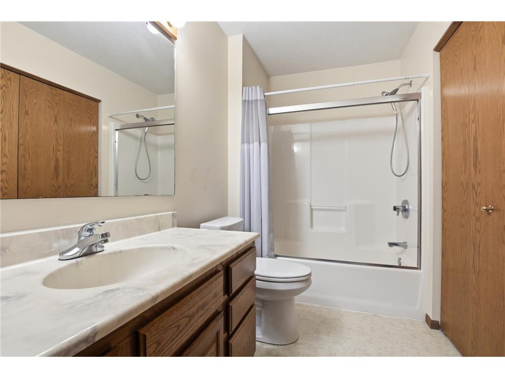 2510 9th Street SW Willmar MN 56201 7079367 image24