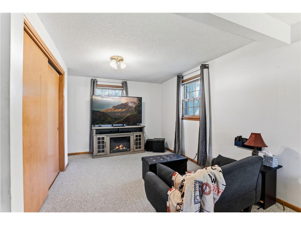 2510 Cavell Avenue N Golden Valley MN 55427 7071440 image11