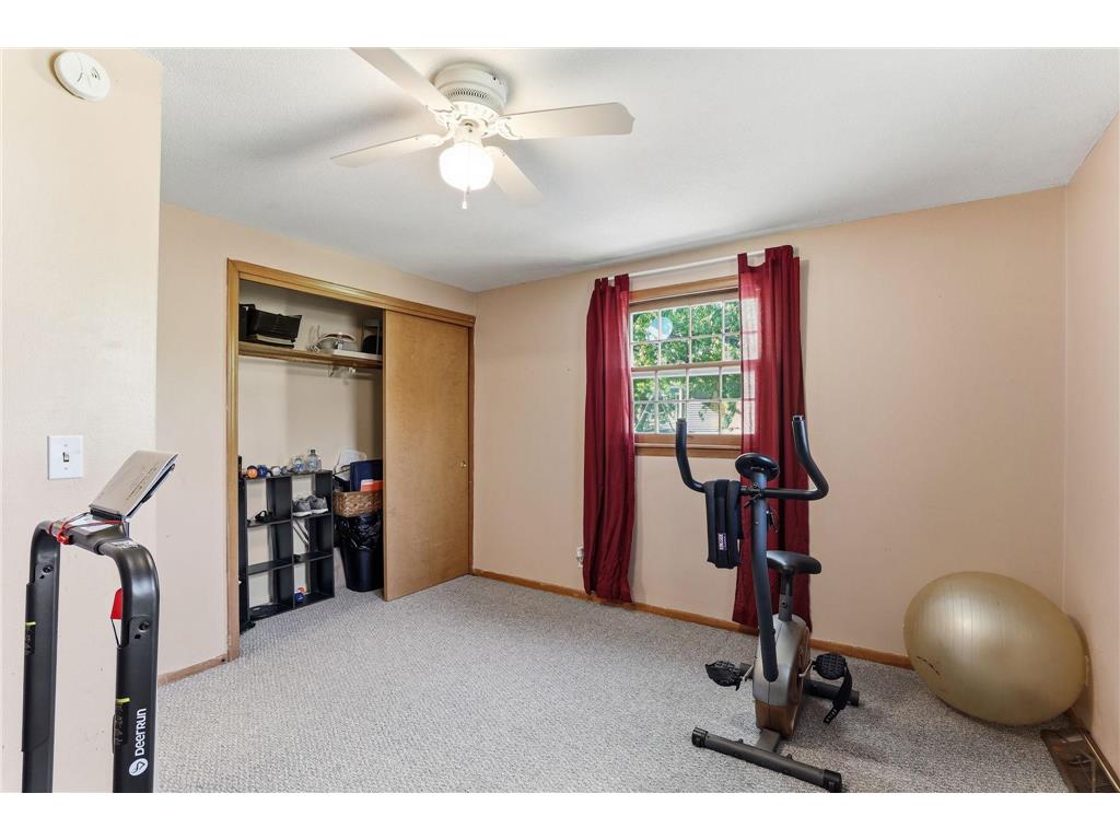 2510 Cavell Avenue N Golden Valley MN 55427 7071440 image16