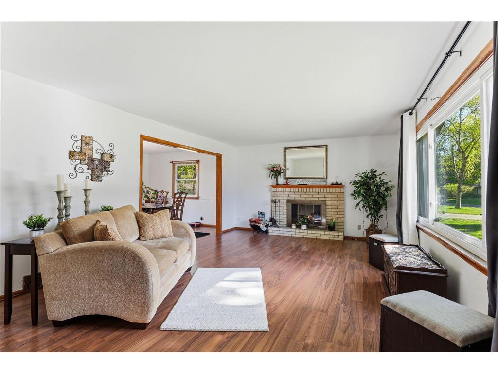 2510 Cavell Avenue N Golden Valley MN 55427 7071440 image3