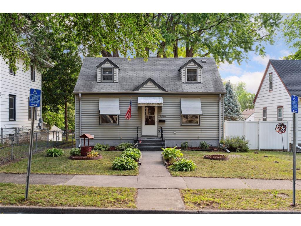 2510 Thomas Avenue N, Minneapolis, MN 55411 MLS 6425319 Edina Realty