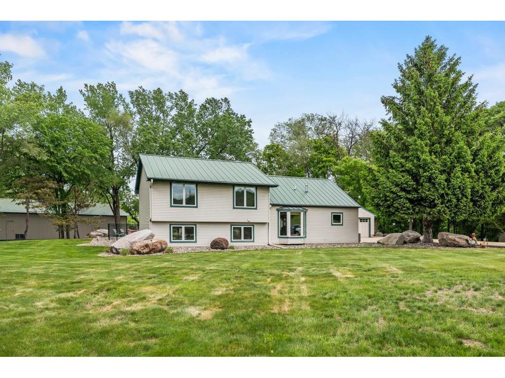 2511 Carver Avenue E Maplewood MN 55119 6724602 image3