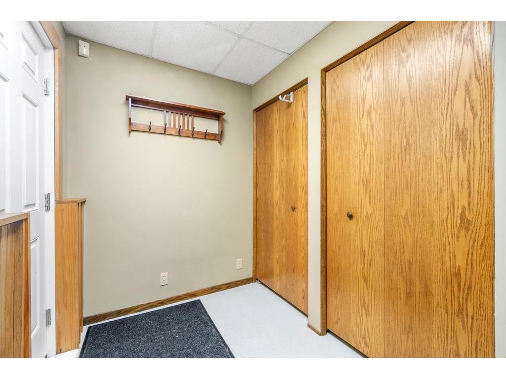 2511 Carver Avenue E Maplewood MN 55119 6724602 image34