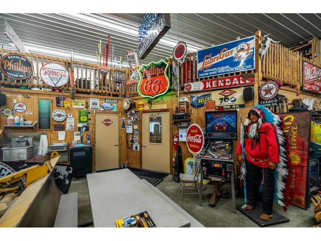 2511 Carver Avenue E Maplewood MN 55119 6724602 image43