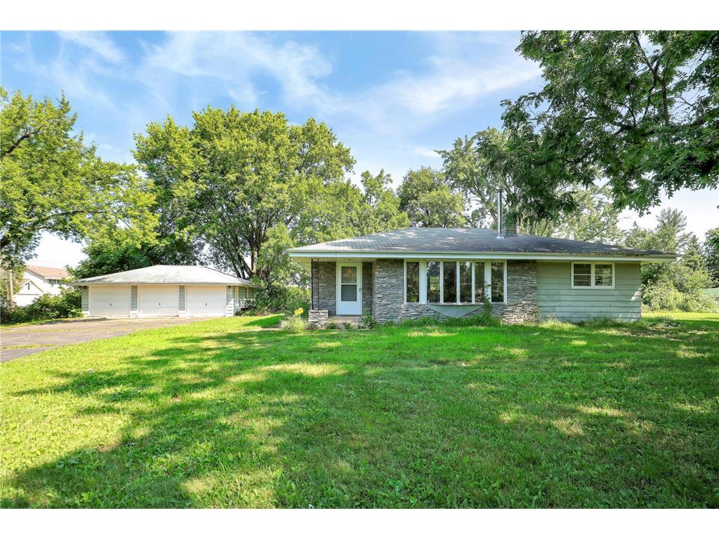 2511 Highwood Avenue E Maplewood MN 55119 6763137 image1