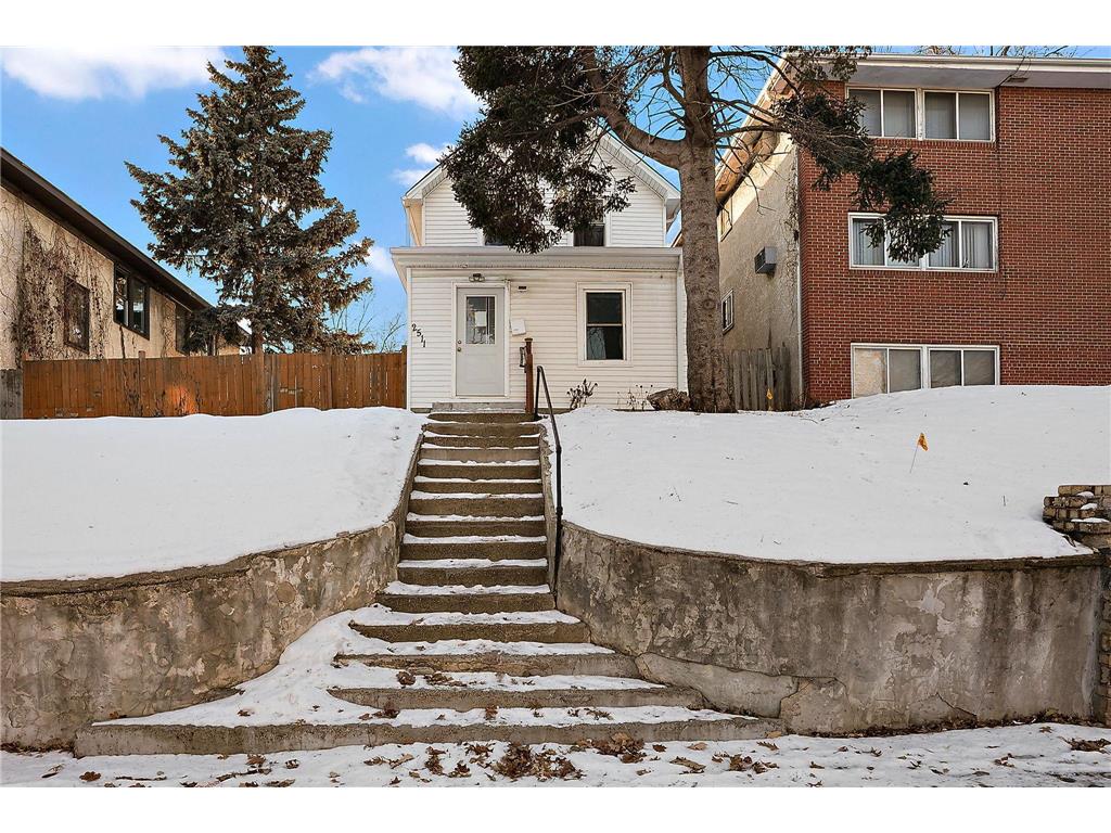 2511 N 4th Street Minneapolis MN 55411 7038348 image1