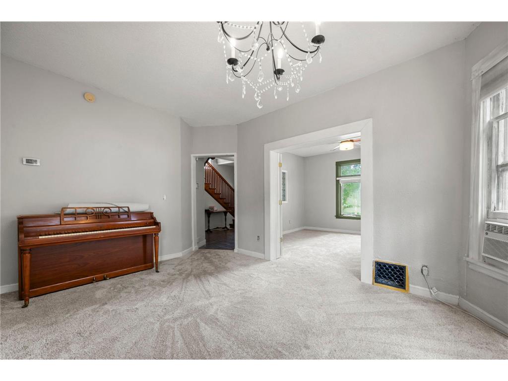2511 Upton Avenue N Minneapolis MN 55411 7080341 image25