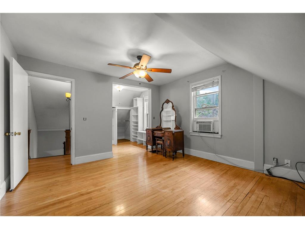 2511 Upton Avenue N Minneapolis MN 55411 7080341 image37