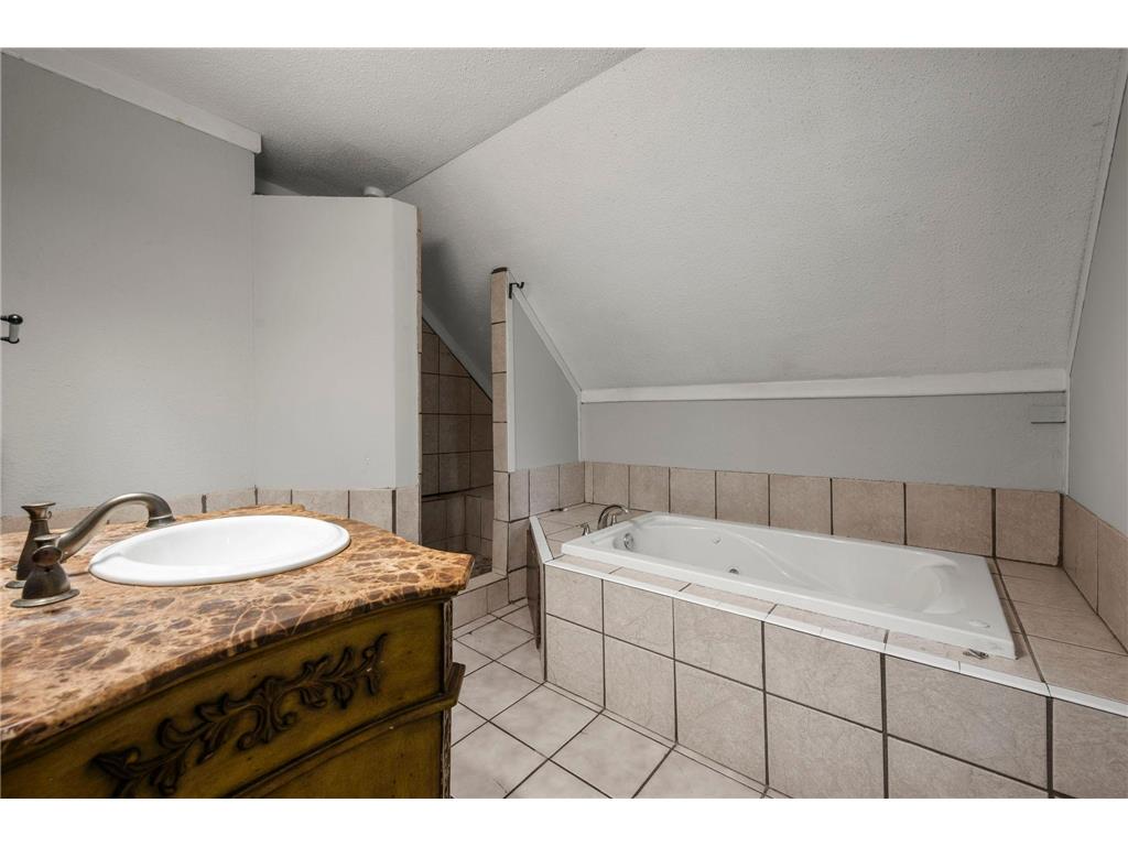 2511 Upton Avenue N Minneapolis MN 55411 7080341 image46