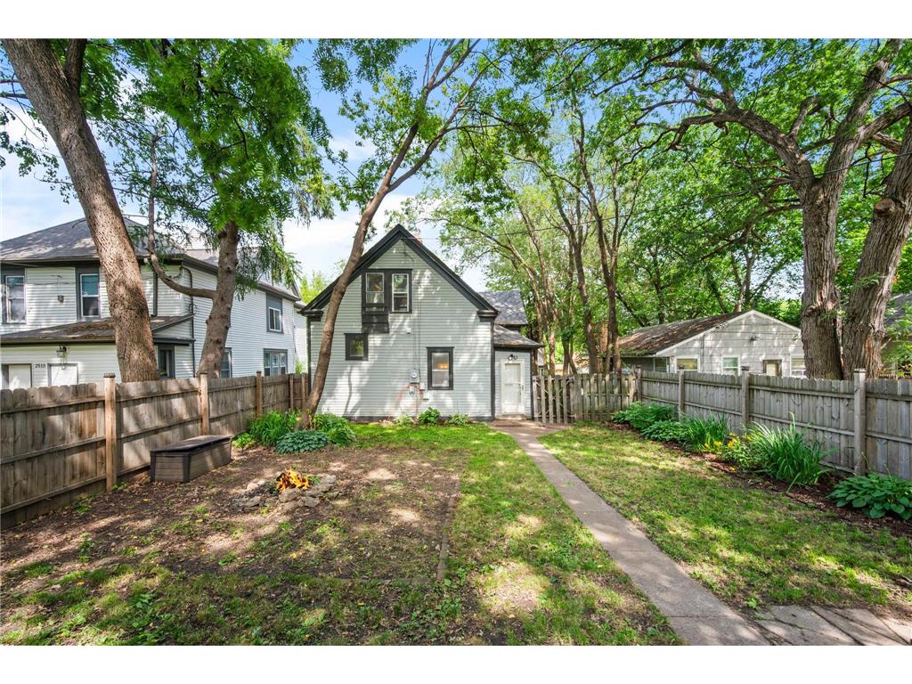 2511 Upton Avenue N Minneapolis MN 55411 7080341 image59
