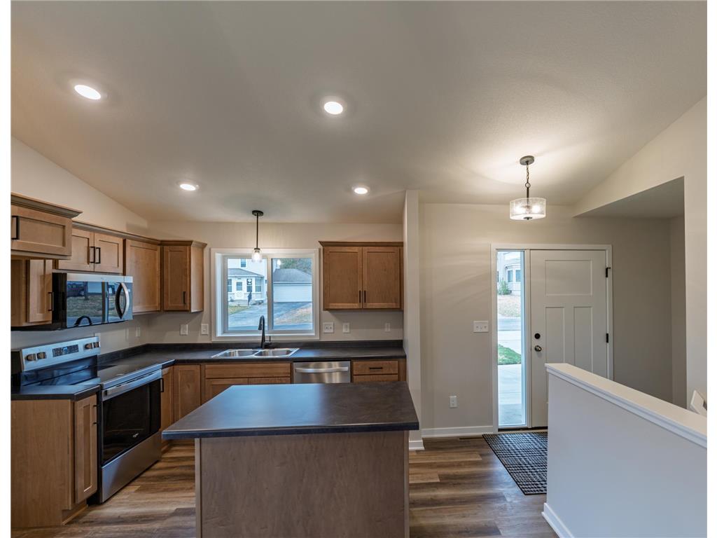 2512 15 Street SE Rochester MN 55904 6785823 image3