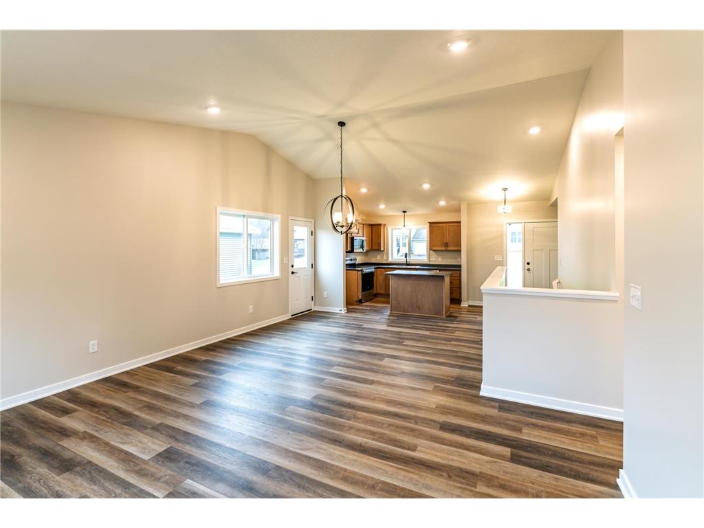 2512 15 Street SE Rochester MN 55904 6785823 image4